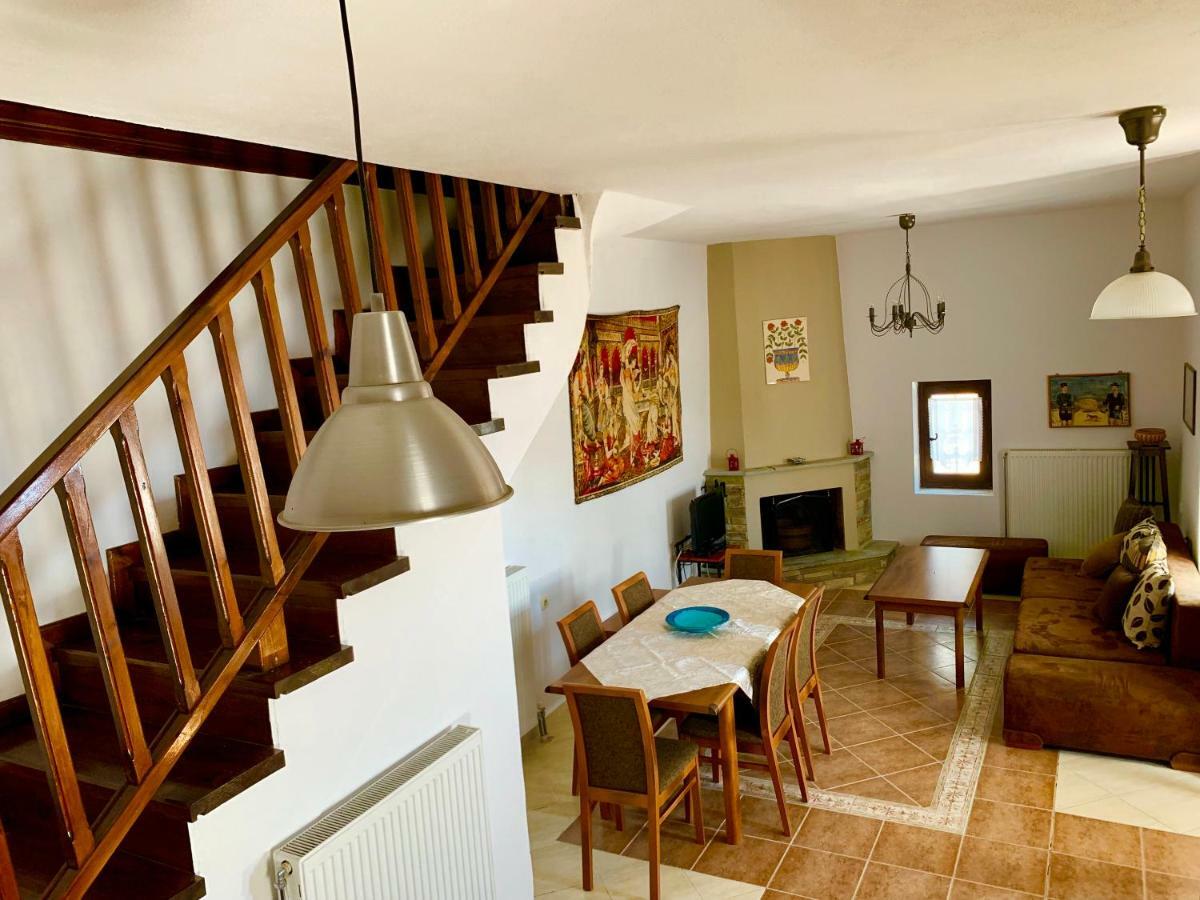 Traditional House Makrinitsa Bagian luar foto